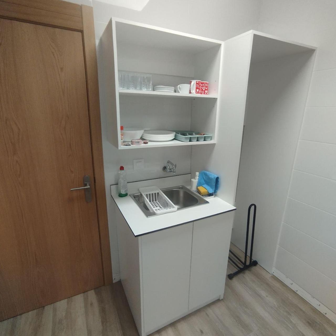 Dpaso Urban Hostel Понтеведра Екстер'єр фото